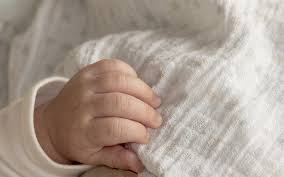 יד של תינוק